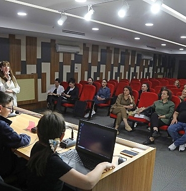 yaz-atolyelerine-ilk-adim-cocuklarla-fikir-toplantisi-yapildi.jpg