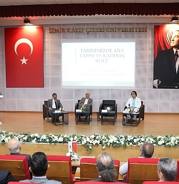 yilin-vakfi-ile-aile-paneli.jpg