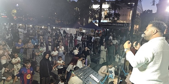 15. Yaz Şenliği Gölcük Anıtpark’ta Başladı