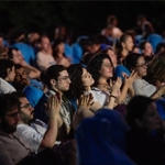 acik-havada-sinema-keyfi-basladi.jpg