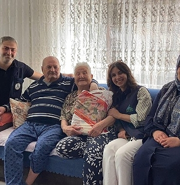 alo-evlat-saglik-kulubunden-bayramda-anlamli-ziyaretler.jpg