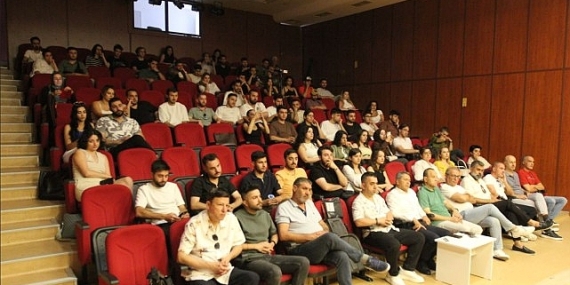 Anadolu’nun Ezgileri Ege’de Yankılandı