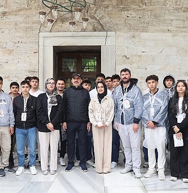 baskan-altay-bu-egitim-doneminde-26-bin-ogrencimizi-istanbulla-bulusturduk.jpg