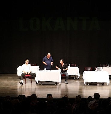 baskan-cercioglu-vatandaslari-tiyatro-ile-bulusturdu.jpg