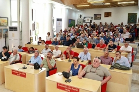 baskan-devecilerden-halkci-ve-uretim-odakli-karar.jpg