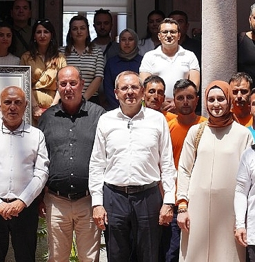baskan-mesut-erginden-kurban-bayrami-kutlamasinda-ikramiye-mujdesi.jpg