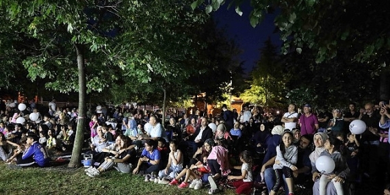 Büyükşehir Bandosu Körfez sahilini inletti