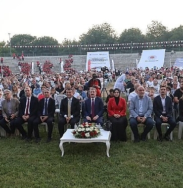 canik-kesif-kampusunde-mezuniyet-coskusu.jpg