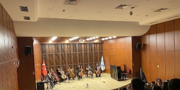 eu-devlet-turk-musikisi-konservatuvarinda-viyolonsel-dinletisi.jpg