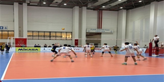 Festival Voleybol heyecanı Fuar İzmir’de sürüyor