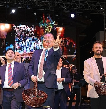 geleneksel-tip-festivali-26inci-kez-merkezefendide.jpg