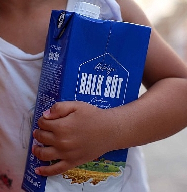 halk-sut-projesiyle-on-binlerce-minige-temel-destek.jpg