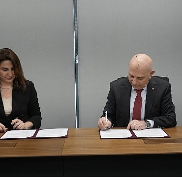 istinye-universitesi-ve-qnbden-stratejik-is-birligi.jpg