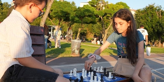 Kadıköy’de Satranç Dayanışması