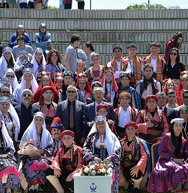 kahramankazanda-halk-oyunlari-soleni-coskusu.jpg