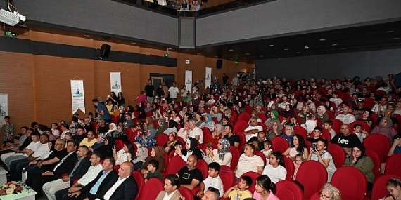 Kartepe Belediyesi Genç Akademi 4. Dönem Mezunlarını Gururla Uğurladı