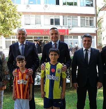 kemalpasa-belediyesinde-kurban-bayrami-bayramlasmasi.jpg