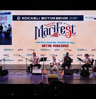 marifestte-turklugun-ezgileri-canlandi.jpg