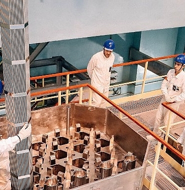 rosatom-novovoronezh-ngs-vver-1200-reaktorune-ilk-5inci-nesil-yakit-yuklemesi-yapildi.jpg