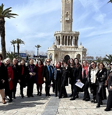 sisters-music-chain-izmir-ekibinden-essiz-bir-gece-acik-sahne-etkinligi-22-haziranda.jpg