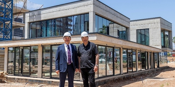 Yenişehir Belediyesi Mersin’e kent kütüphanesi ve oyuncak müzesi kazandırıyor