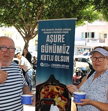 antalya-buyuksehir-belediyesinin-geleneksel-asure-ikramlari-devam-ediyor.jpg