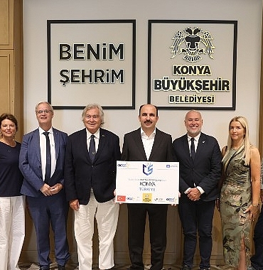baskan-altay-aces-heyetine-konyanin-ornek-bisiklet-yatirimlarini-anlatti.jpg