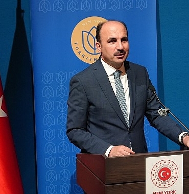 baskan-altay-bmde-konusma-yapmak-icin-bulundugu-new-yorkta-15-temmuz-anma-programinda-konustu.jpg