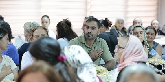 Başkan Mutlu birlik sofrasında canlarla bir araya geldi