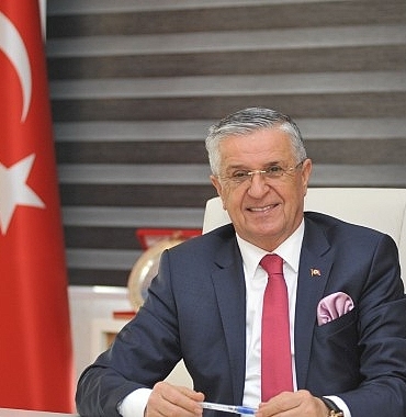 baskan-topaloglu-rusya-tur-operatorleri-derneginin-sorularini-cevapladi.jpg
