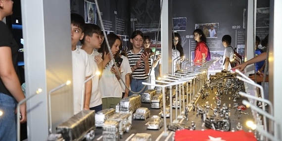 Canik Belediyesi’nin 15 Temmuz Müzesine Ziyaretçi Akını