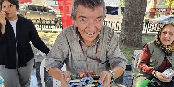 Gölcük Anıtpark’ta Engelleri Aşan Sergi
