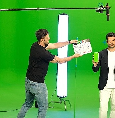 hayat-finansin-burak-ozcivitli-yeni-reklami-yayinda.jpg