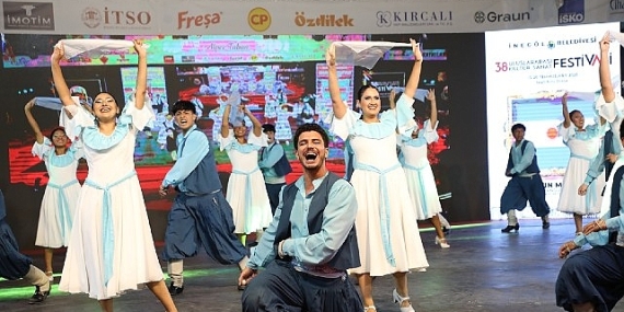 İnegöl’ün Kültür Ve Kardeşlik Festivalinde Altın Mobilyanın Sahibi KKTC