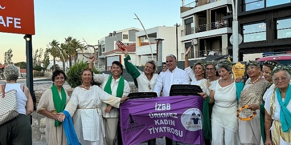 Karaburun’da 3 Günlük Tiyatro Şöleni