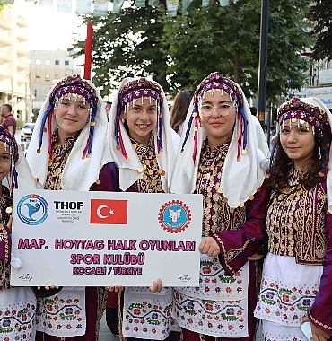 kocaelide-2-balkan-halk-oyunlari-ruzgari-esti.jpg