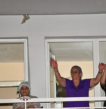 muzik-ve-tiyatro-yaz-boyunca-mahallelere-tasiniyor.jpg