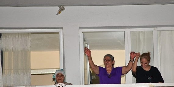 Müzik ve tiyatro yaz boyunca mahallelere taşınıyor