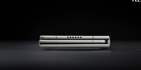 TECNO’dan Katlanabilir Devrim: PHANTOM Ultimate G Fold Concept Tanıtıldı