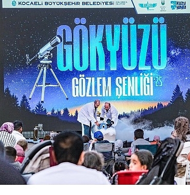 12-bin-gokyuzu-tutkunu-kuzuyaylada-uzayi-kesfetti.jpg