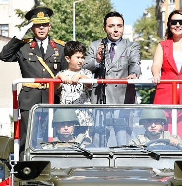 30-agustos-zafer-bayraminin-103-yili-malkarada-cosku-icerisinde-kutlandi.jpg