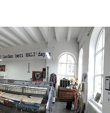 90lardan-beri-halidayiz-sergisi-19-eylulde-salt-beyoglunda-aciliyor.jpg