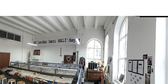 “90’lardan Beri Halı’dayız” sergisi 19 Eylül’de Salt Beyoğlu’nda açılıyor.