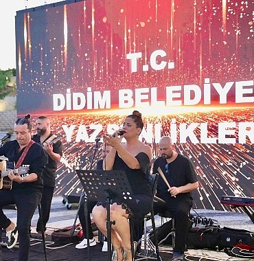 ataturk-1-filmi-didimlilere-duygu-dolu-anlar-yasatti.jpg
