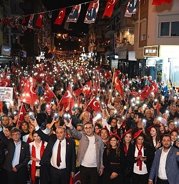 balcovada-festival-ve-konserli-zafer-bayrami-coskusu.jpg