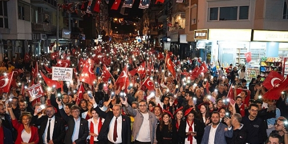 Balçova’da festival ve konserli Zafer Bayramı coşkusu