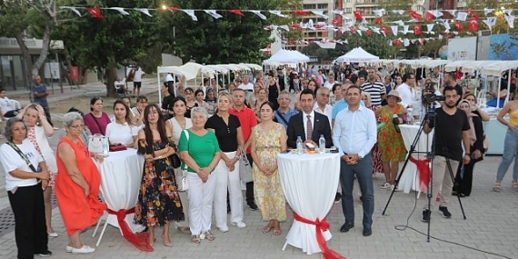 Bayraklı’da “Kadın Emeği ve Dayanışma Günleri” başladı