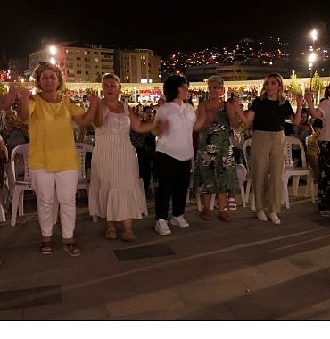 bu-konser-kocaelileri-mest-etti.jpg