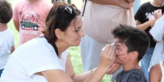 “Çık Dışarıya Oynayalım” etkinlikleri büyük ilgi görüyor;  Eğlencenin durağı bu kez Derince oldu