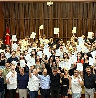 ege-universitesi-devlet-turk-musikisi-konservatuarindan-uca-daglar-turnesi.jpg